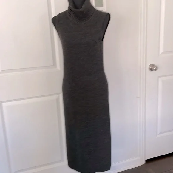 Lauren Ralph Lauren Maxi Dress Ribbed Turtle Neck Fitted Design Size M All Wool - Picture 2 of 16